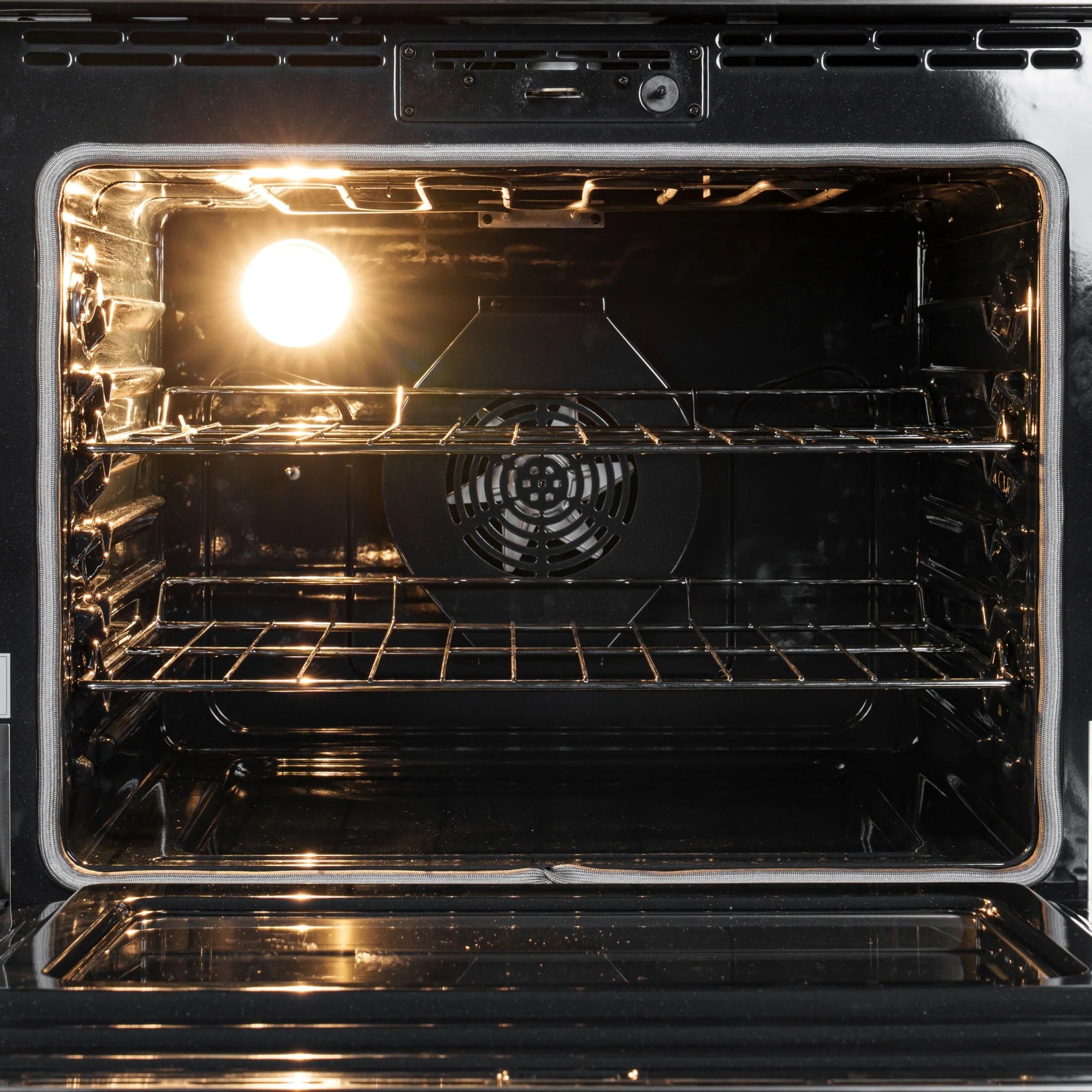 Electric Professional Range with Tilt Panel and Digital controls, Self-Cleaning, 16300W of Power, 240V in Stainless-Steel, 30 In.