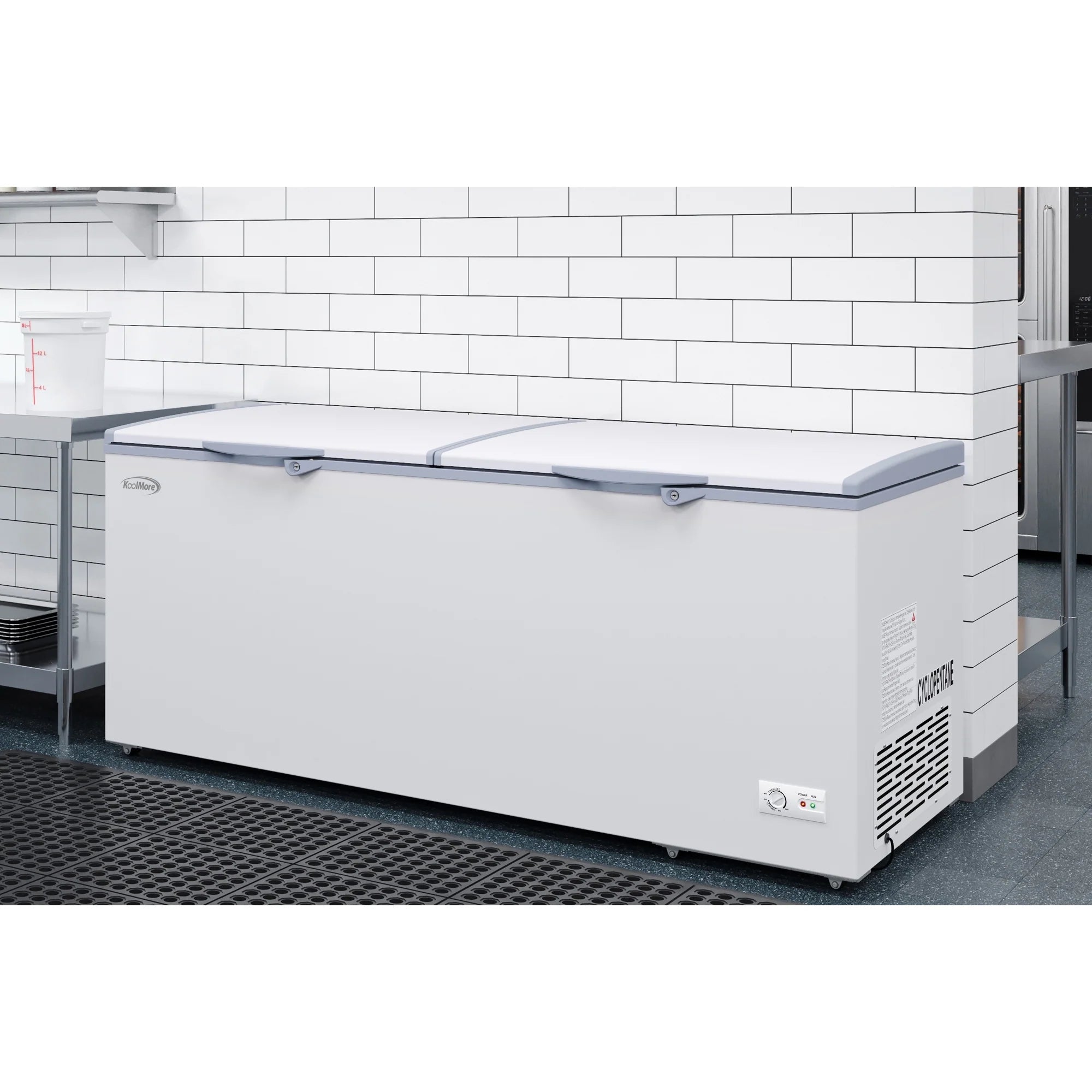 Commercial Chest Freezer, 77 In. 24 cu ft.