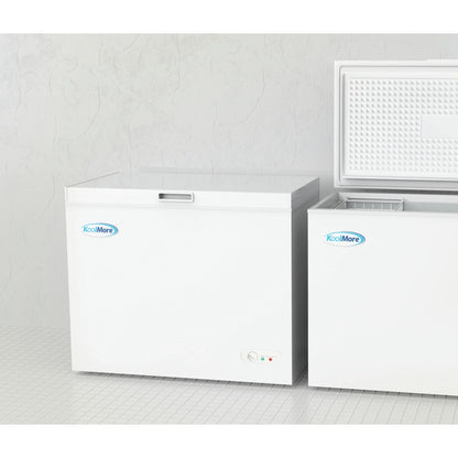 Commercial Chest Freezer, 37 In. 7 cu ft.